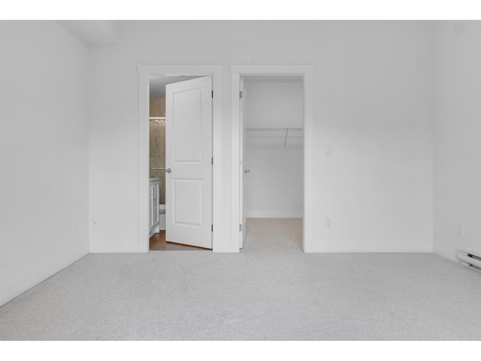 Photo 7 of 204 9983 Barnston Drive, Surrey BC