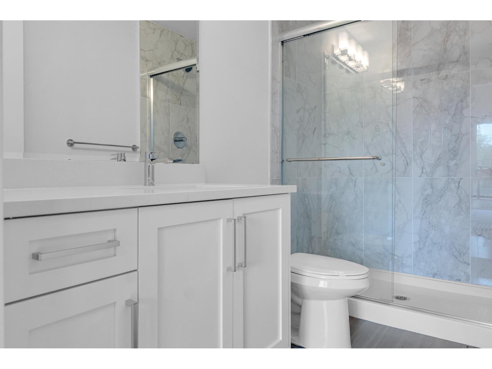 Photo 9 of 204 9983 Barnston Drive, Surrey BC