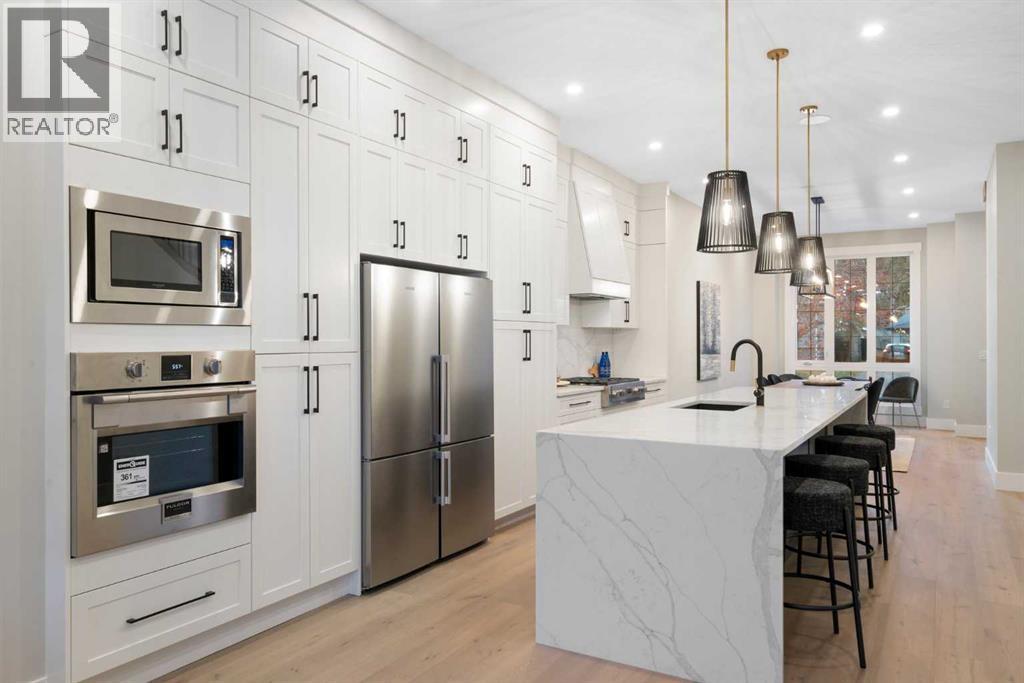 Photo 11 of 2414 35 Street Sw, Calgary AB
