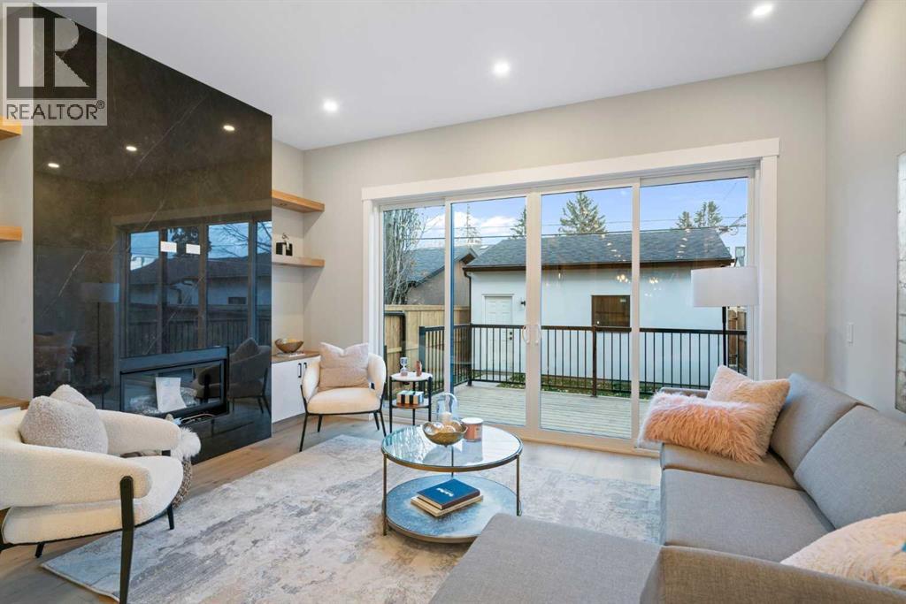Photo 15 of 2414 35 Street Sw, Calgary AB