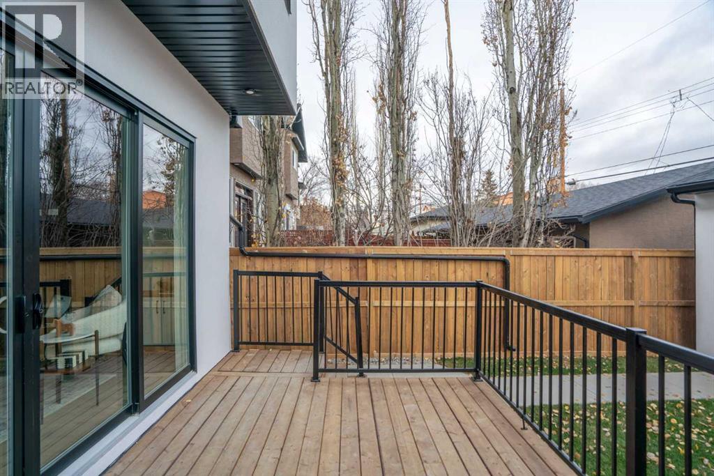Photo 41 of 2414 35 Street Sw, Calgary AB