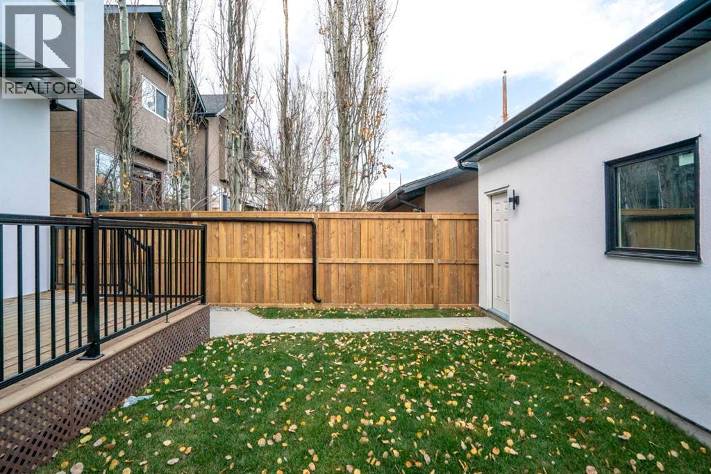 Photo 43 of 2414 35 Street Sw, Calgary AB