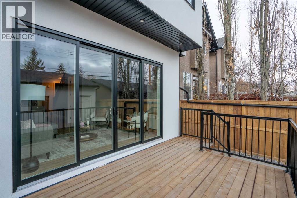 Photo 42 of 2414 35 Street Sw, Calgary AB