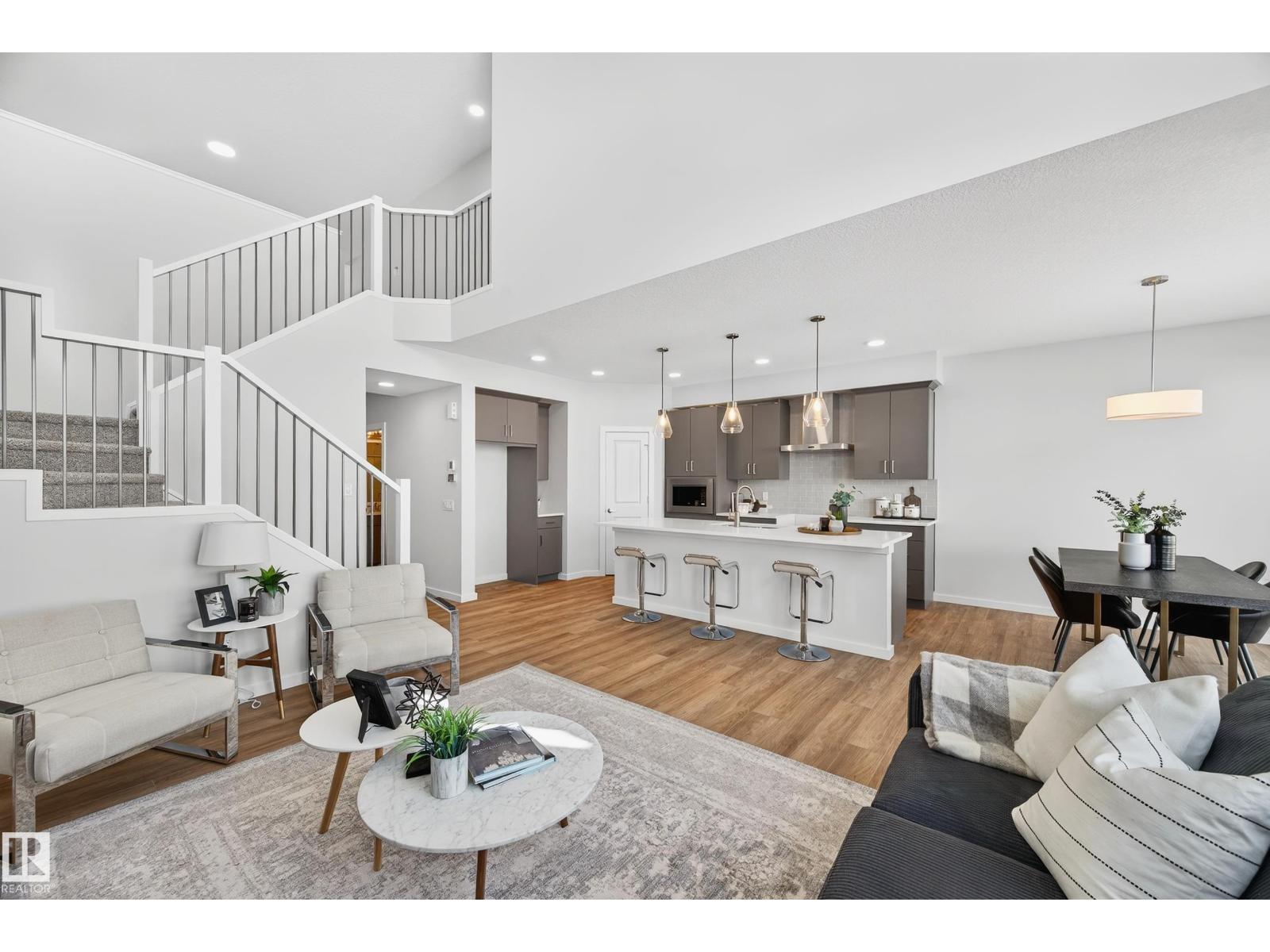 Photo 8 of 2235 194 St Nw, Edmonton AB
