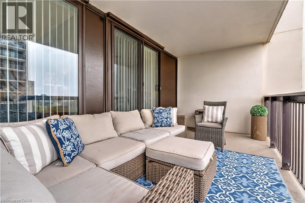 Photo 28 of 2175 Marine Drive Unit 903, Oakville ON