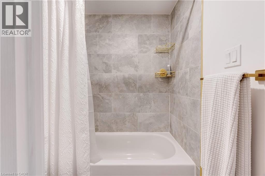 Photo 26 of 2175 Marine Drive Unit 903, Oakville ON