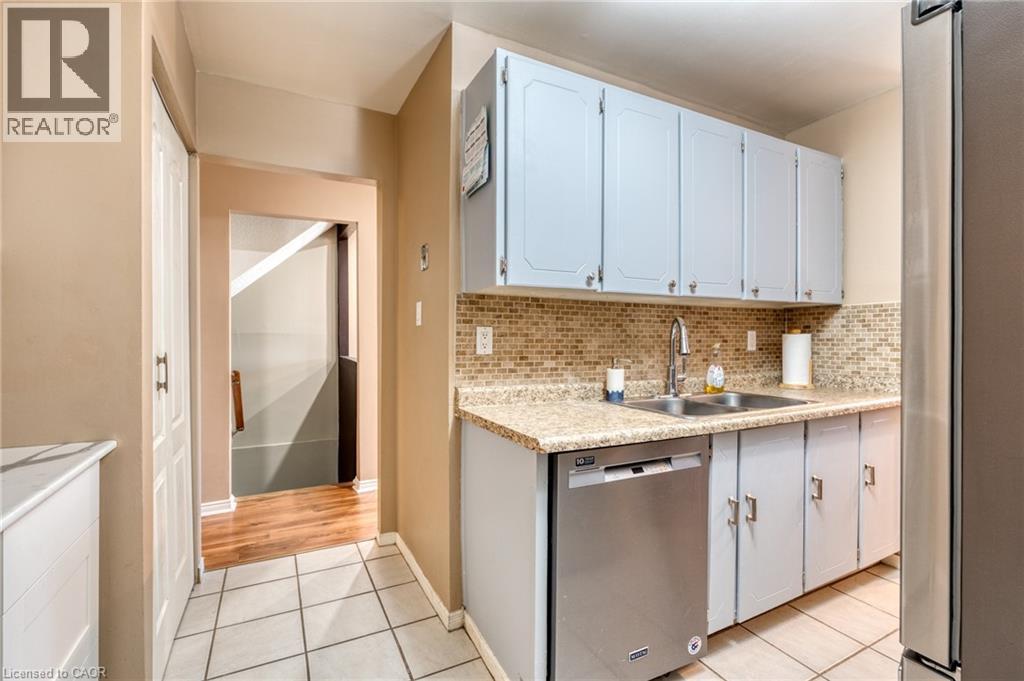 Photo 12 of 1440 Garth Street Unit 55, Hamilton ON