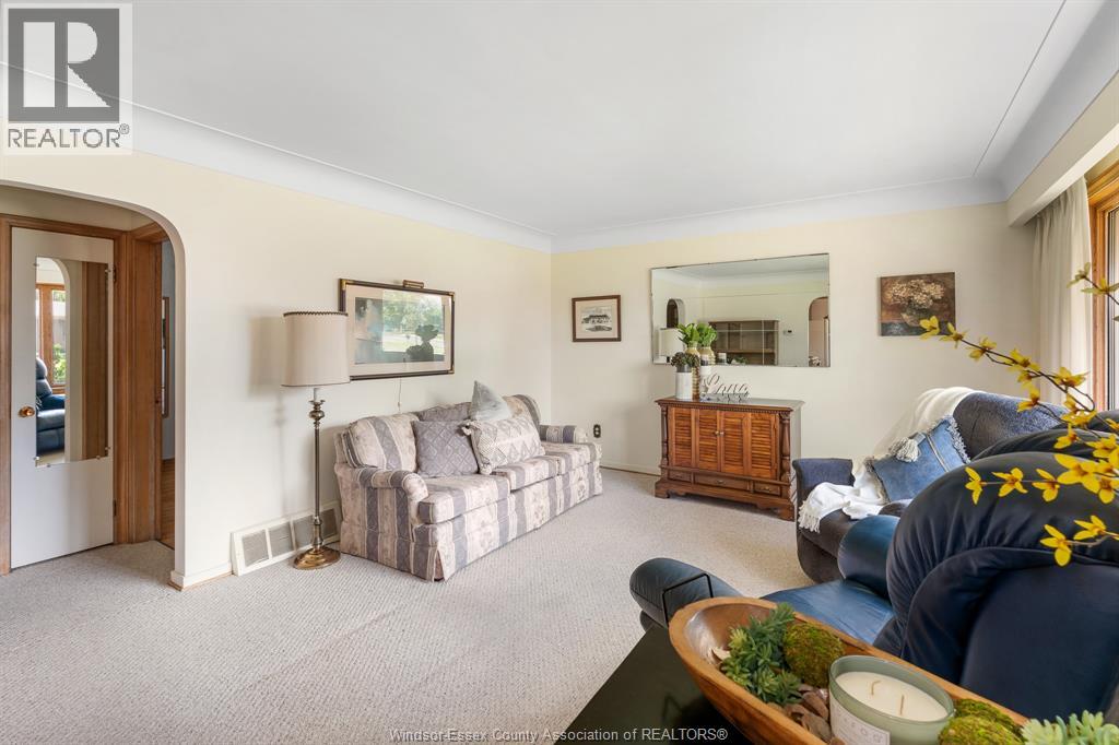 Photo 14 of 31 William Avenue, Leamington ON