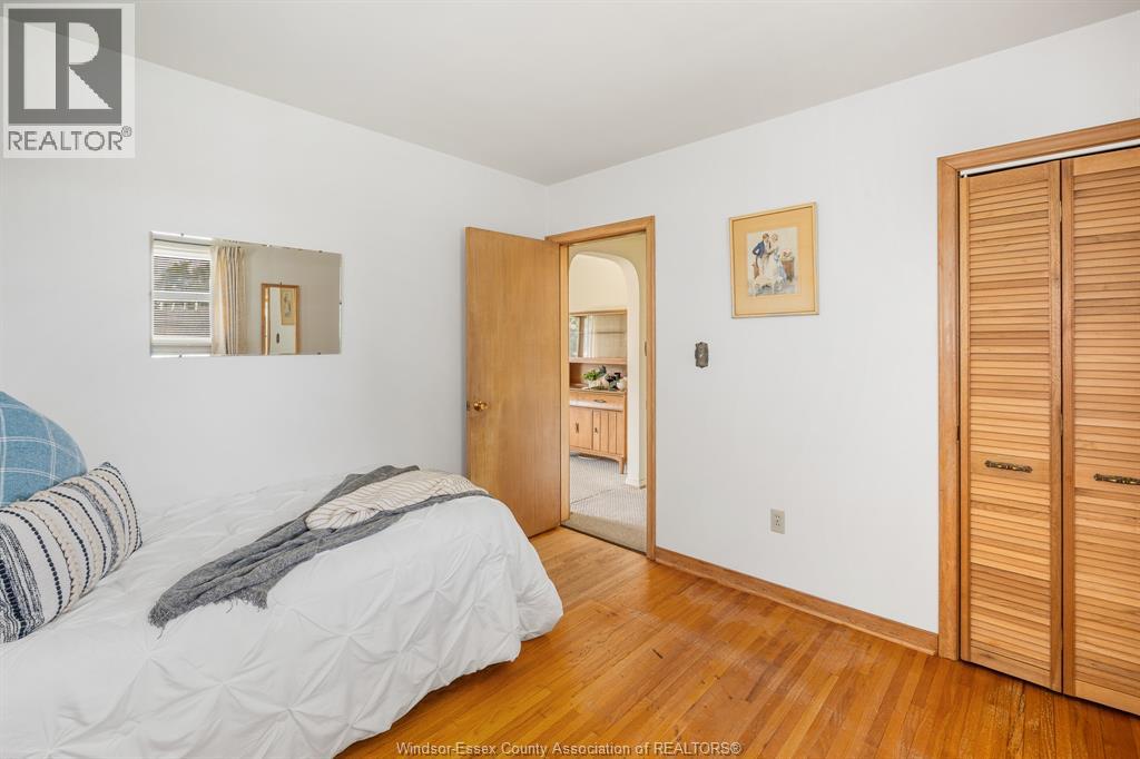 Photo 18 of 31 William Avenue, Leamington ON