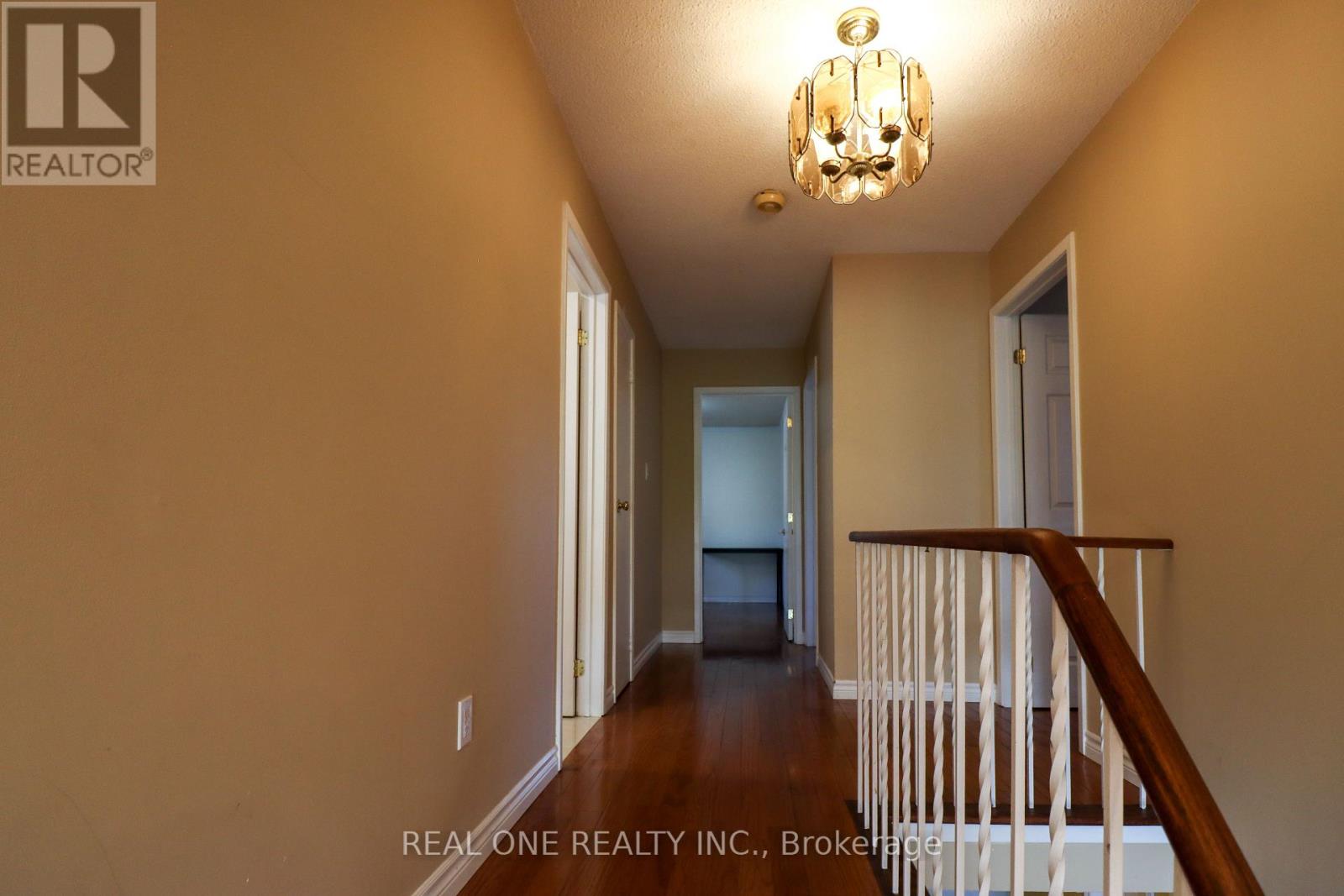 Photo 20 of 4139 Quaker Hill Drive, Mississauga ON