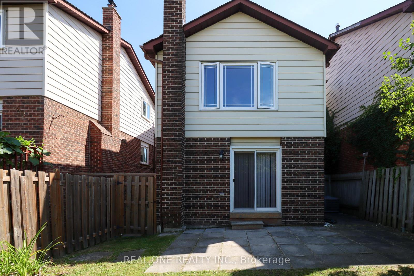 Photo 37 of 4139 Quaker Hill Drive, Mississauga ON