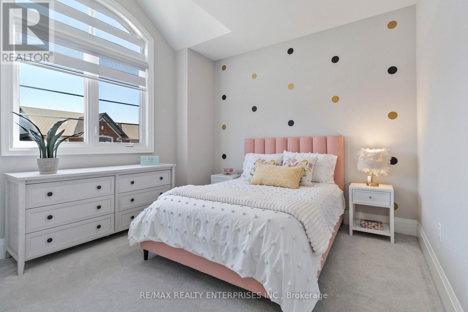 Photo 22 of 1437 Lakeport Crescent, Oakville ON