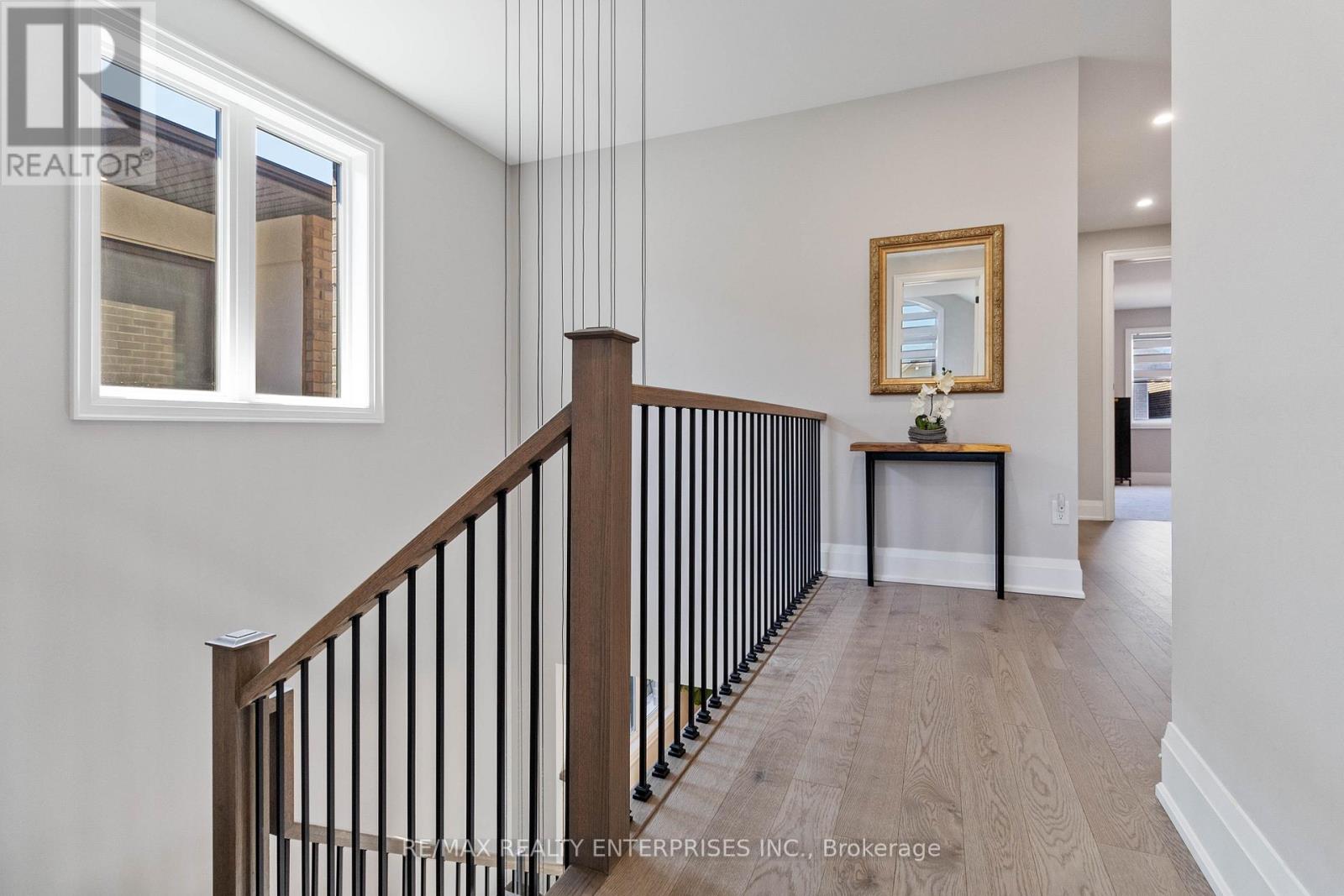 Photo 20 of 1437 Lakeport Crescent, Oakville ON