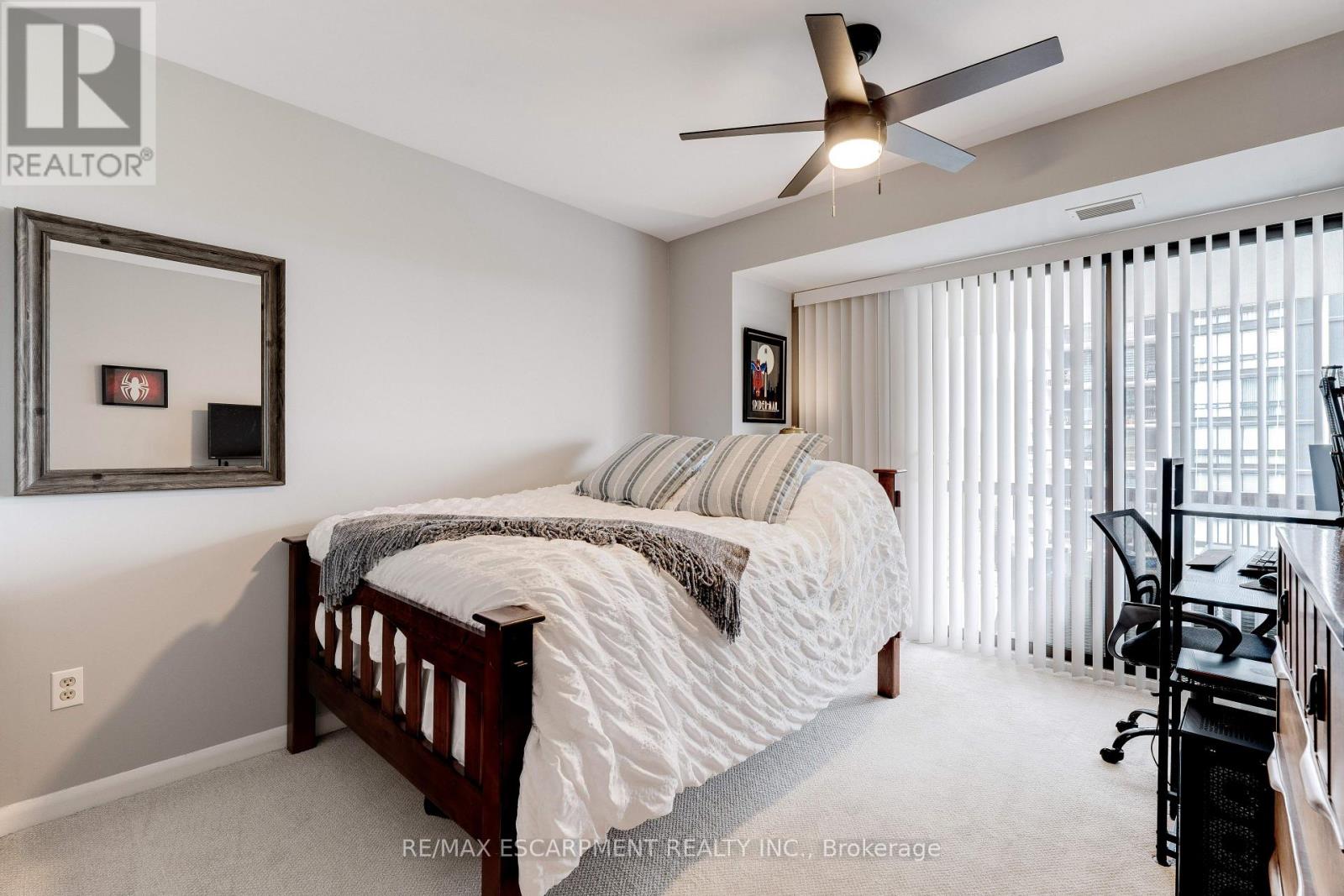 Photo 23 of 903 2175 Marine Drive, Oakville ON