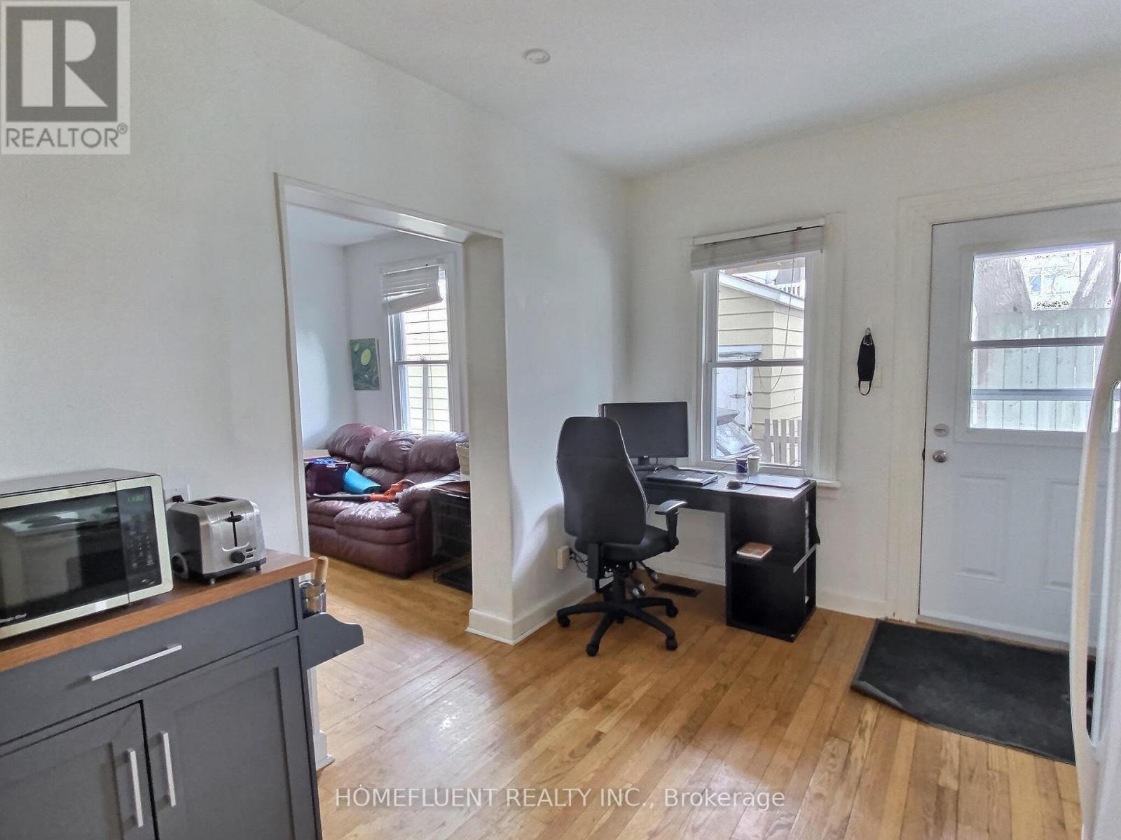 Photo 4 of 209 Loretta Avenue, Ottawa ON