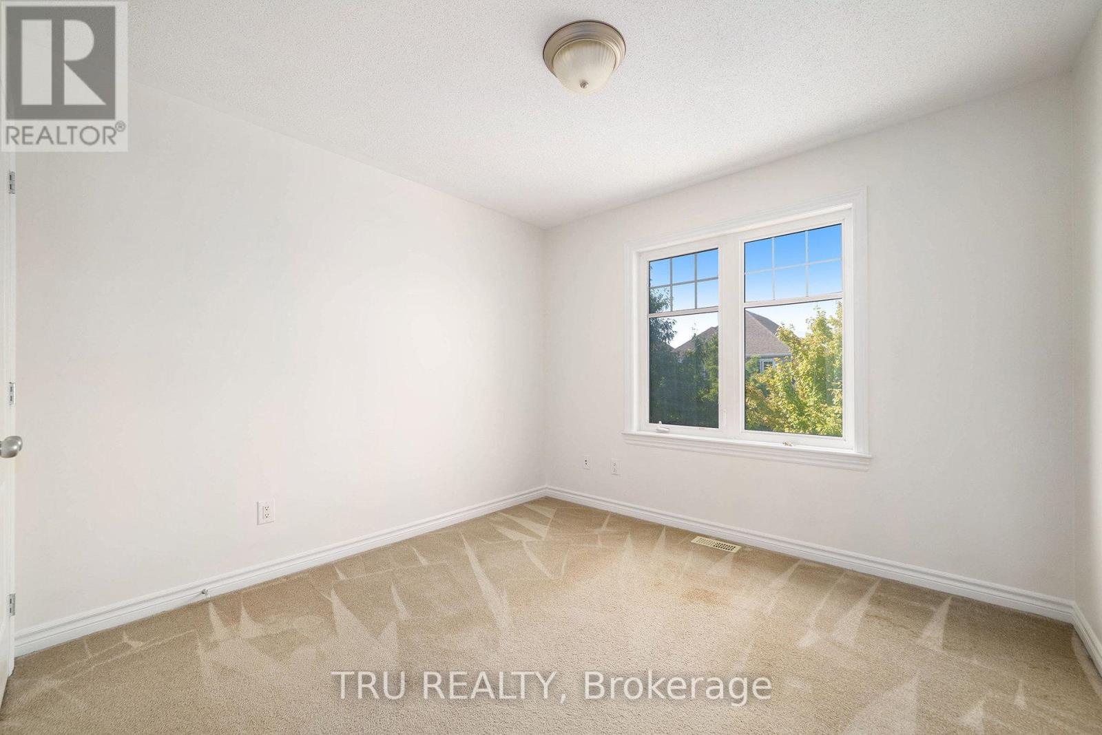 Photo 23 of 536 Golden Sedge Way, Ottawa ON
