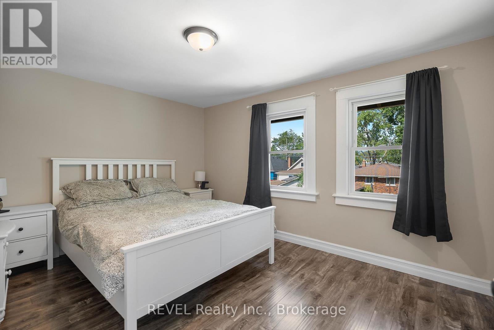 Photo 21 of 103 Wilton Avenue, Welland ON