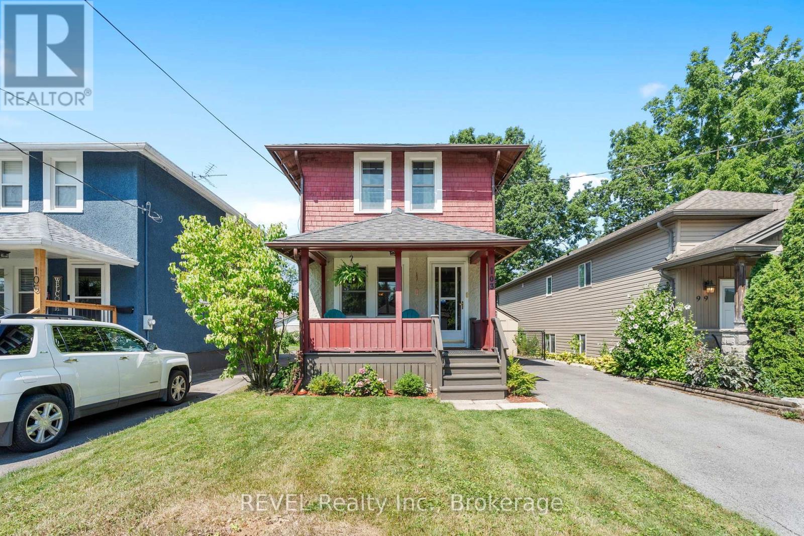 Photo 3 of 103 Wilton Avenue, Welland ON