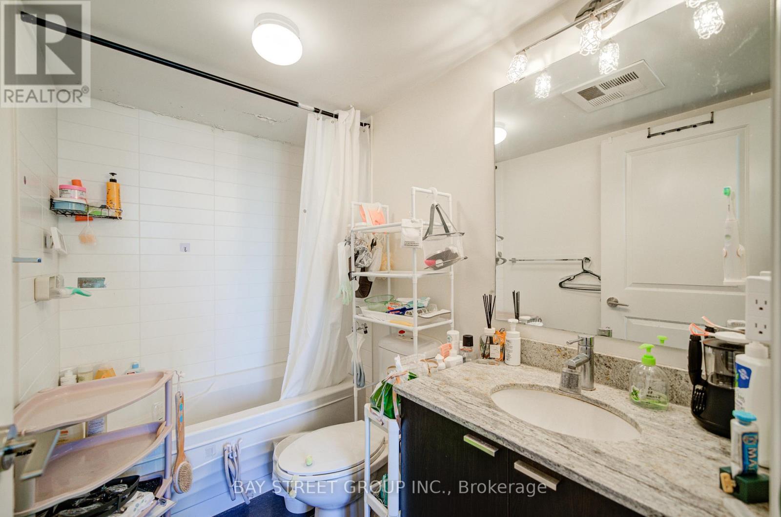 Photo 24 of 1104 23 Sheppard Avenue E, Toronto ON