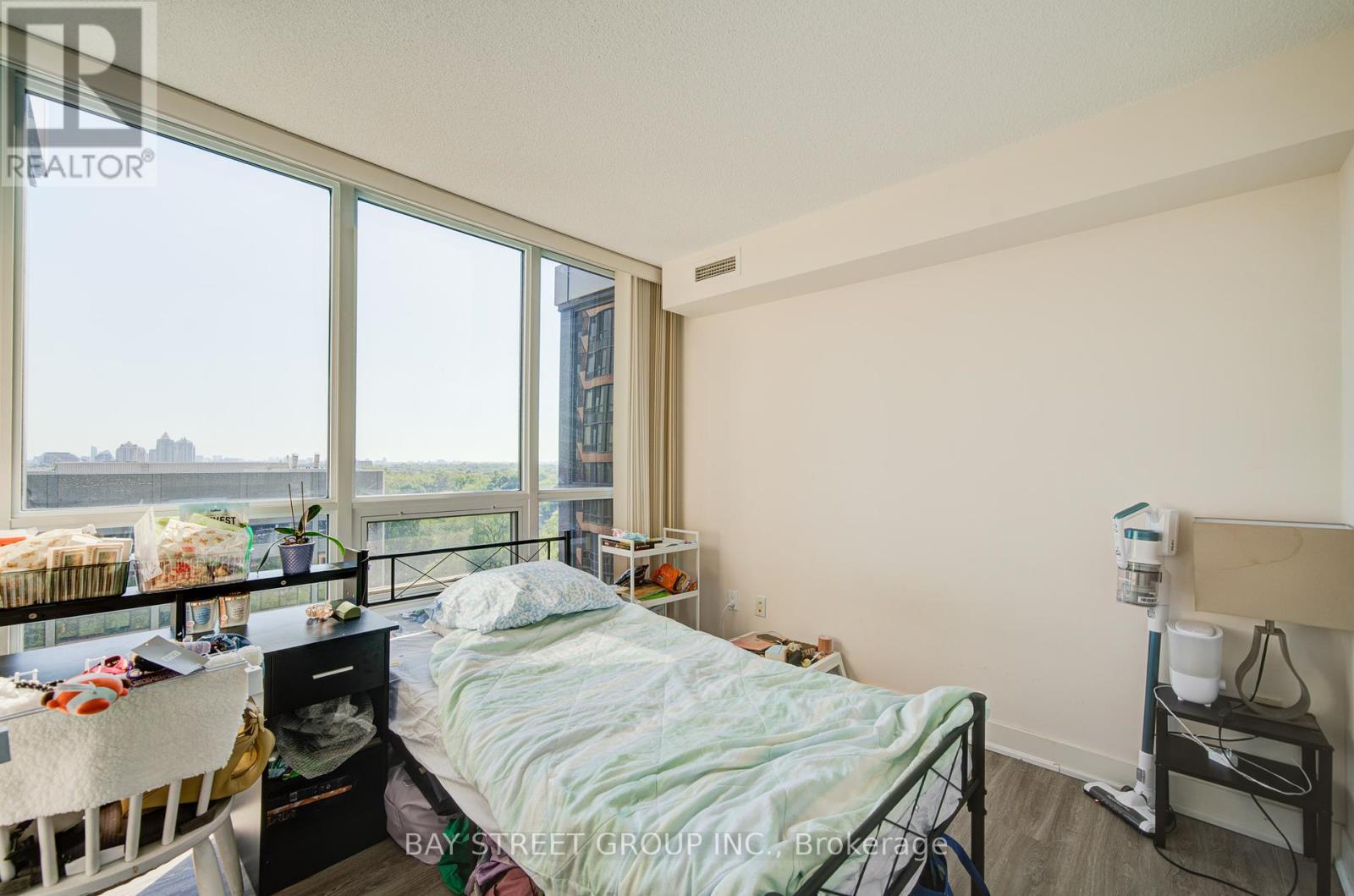 Photo 25 of 1104 23 Sheppard Avenue E, Toronto ON