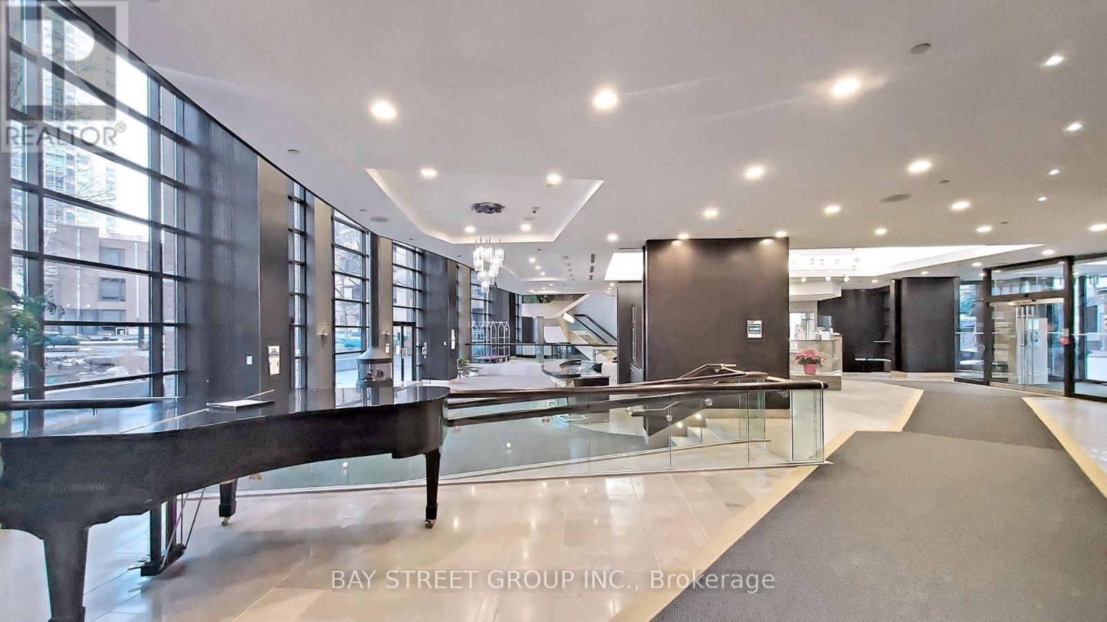 Photo 6 of 1104 23 Sheppard Avenue E, Toronto ON