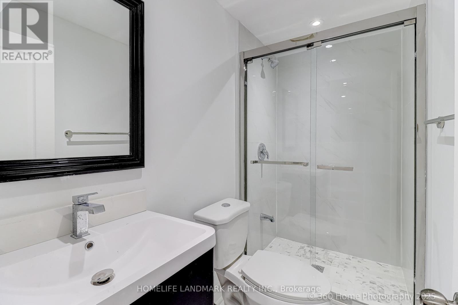 Photo 17 of 46 Bowerbank Drive, Toronto ON