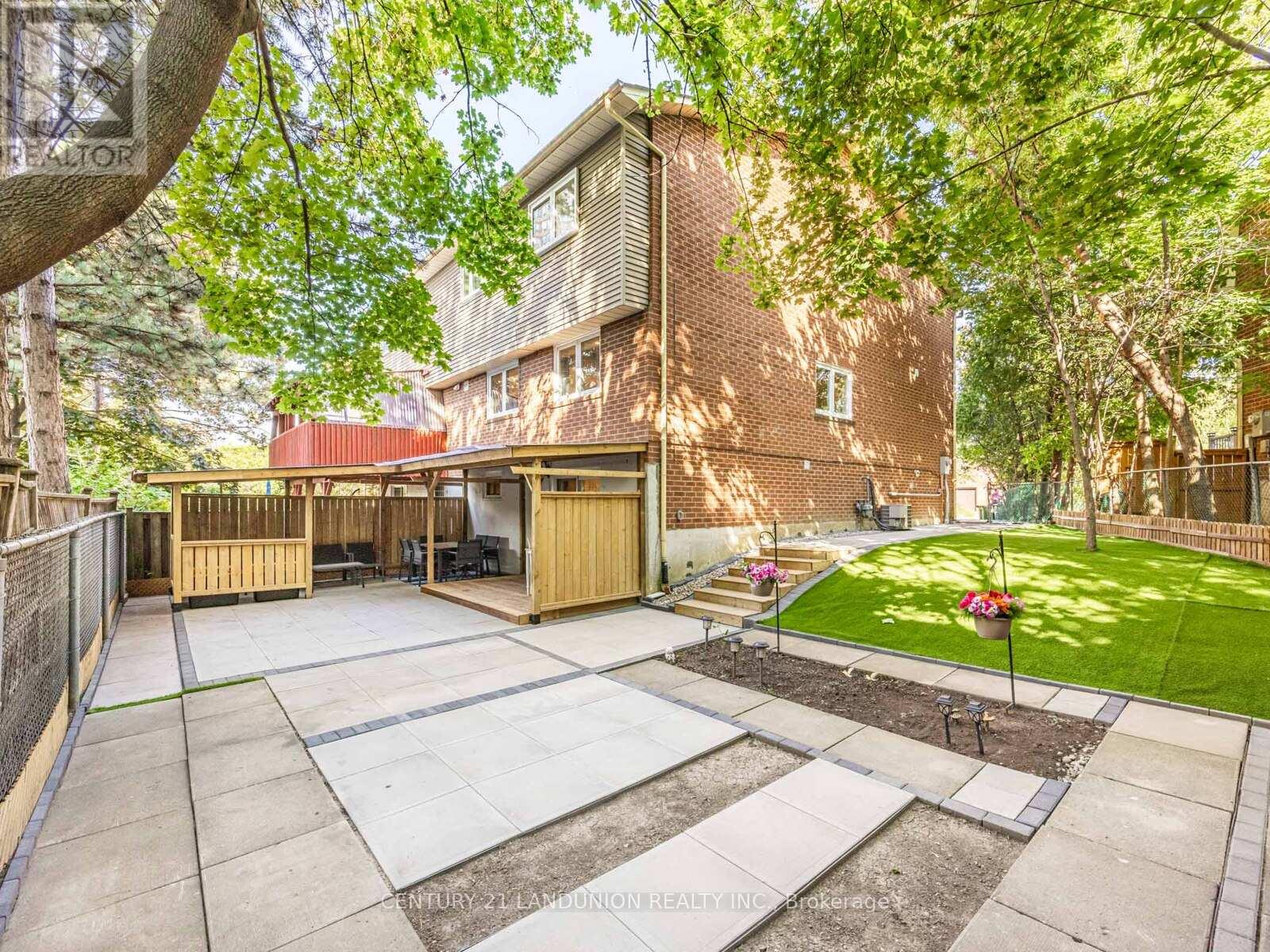 Photo 22 of 36 Levitt Court, Toronto ON
