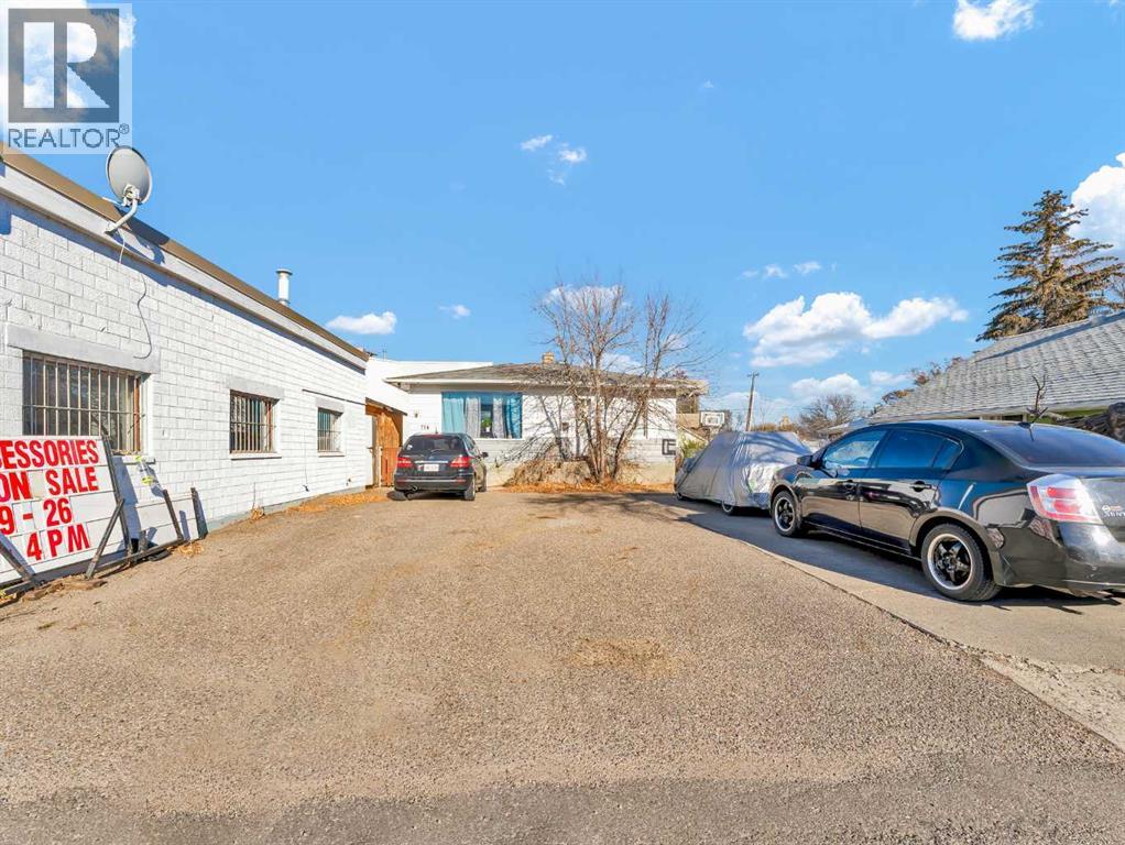 Photo 38 of 1137 1139 Kingsway Avenue Se, Medicine Hat AB