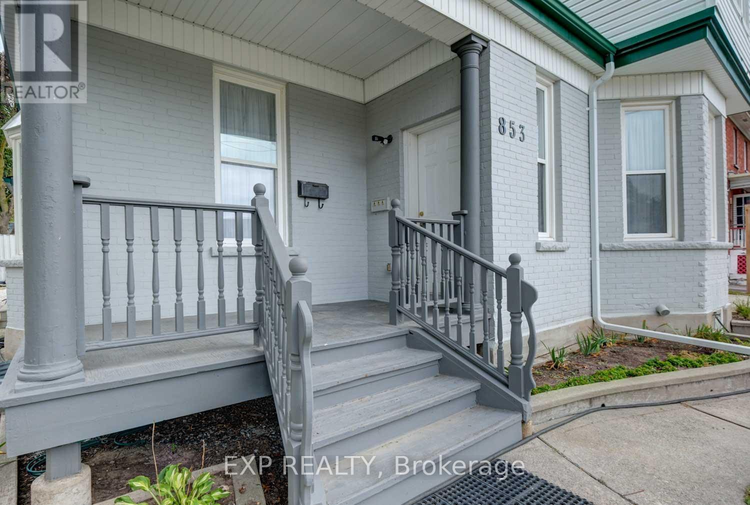 Photo 19 of 853 Simcoe Street S, Oshawa ON