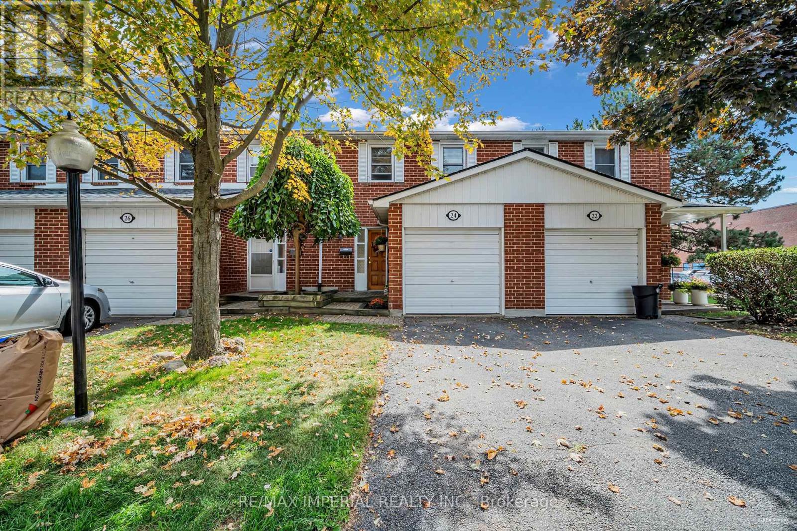 Photo 1 of 24 Norris Way, Markham ON