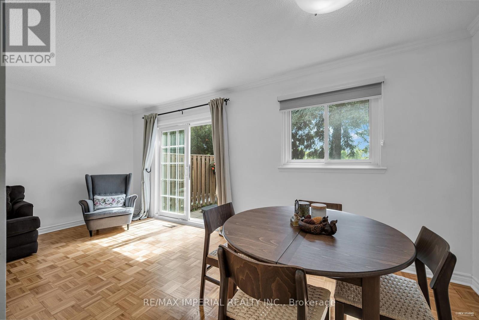 Photo 15 of 24 Norris Way, Markham ON