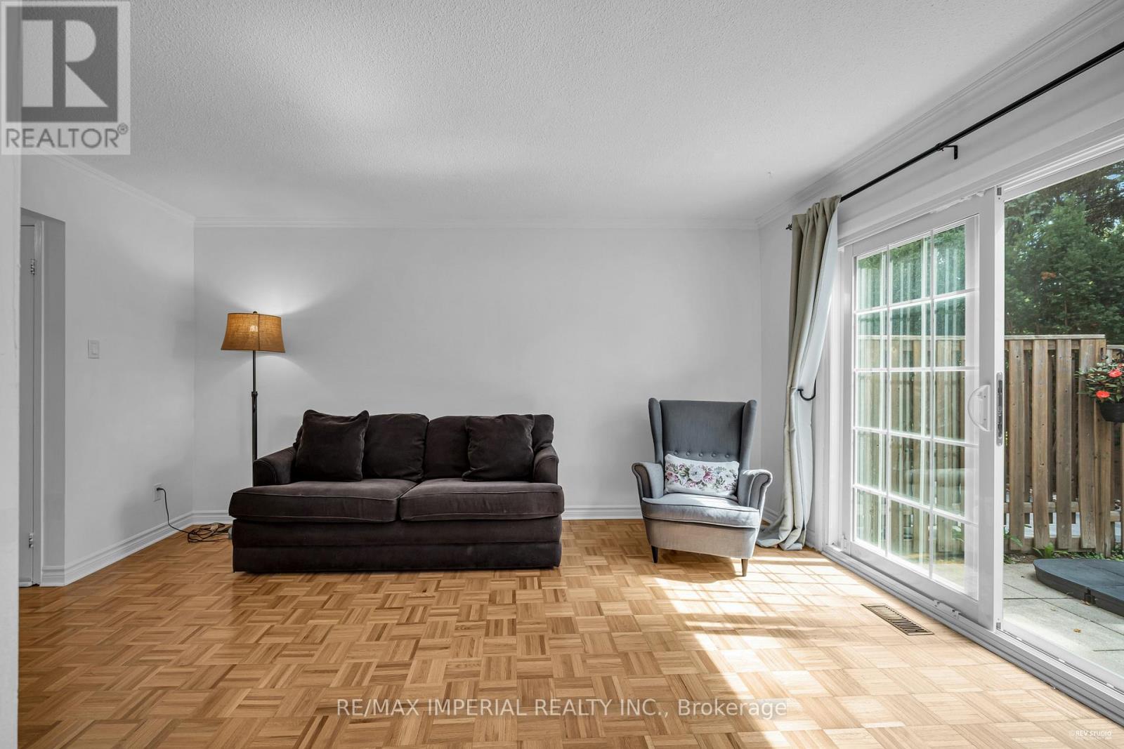 Photo 18 of 24 Norris Way, Markham ON