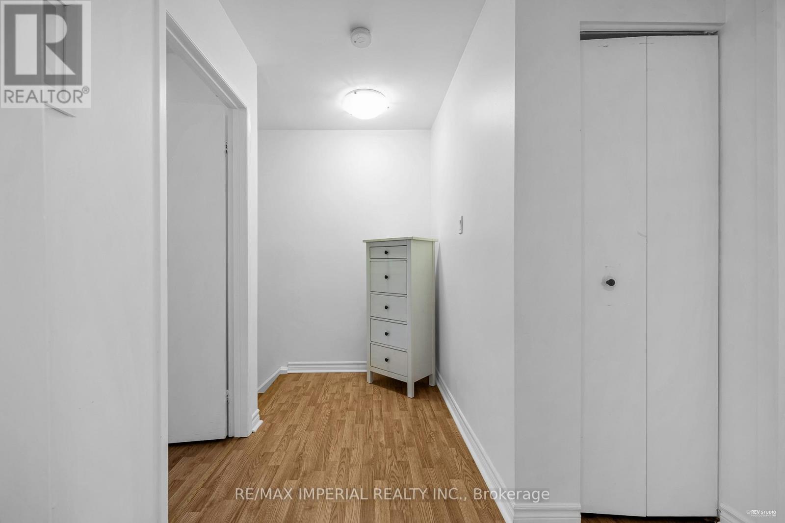 Photo 21 of 24 Norris Way, Markham ON