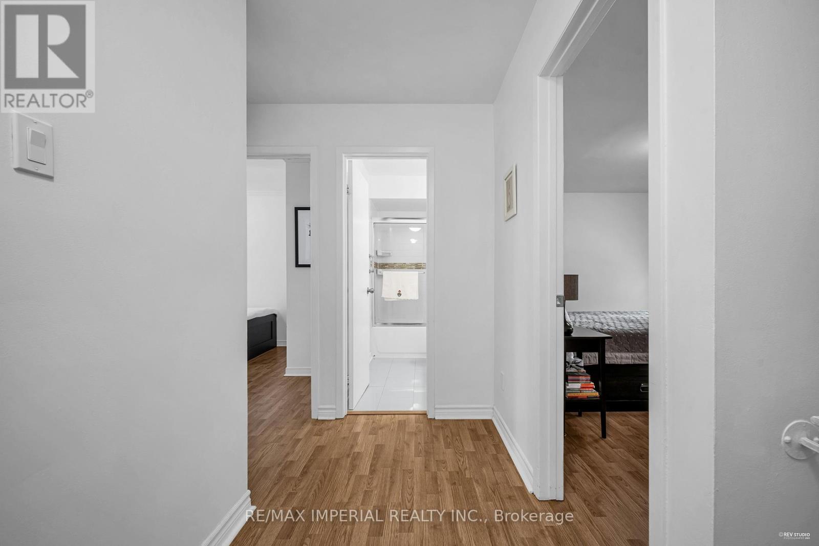 Photo 22 of 24 Norris Way, Markham ON