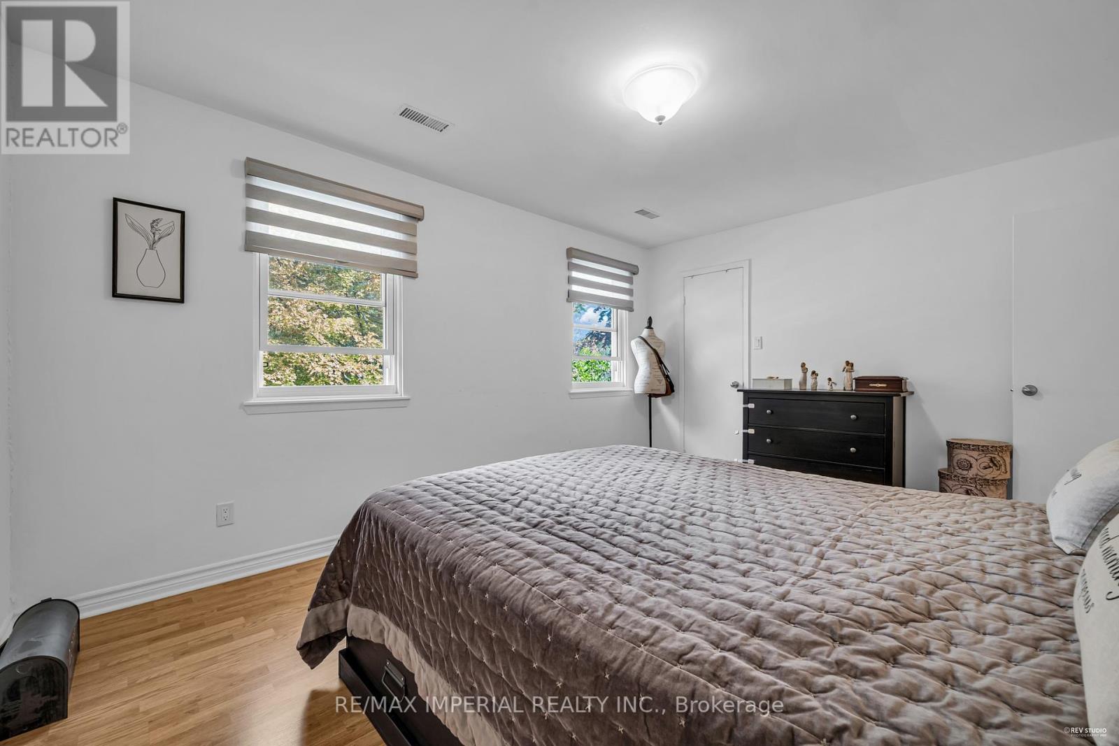Photo 33 of 24 Norris Way, Markham ON