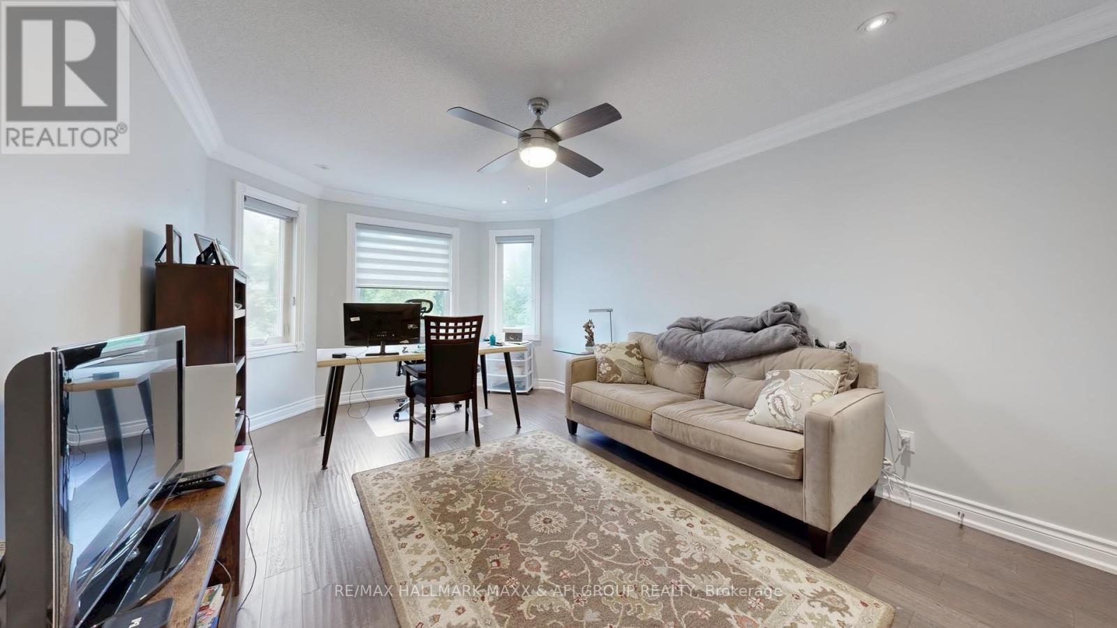 Photo 20 of 62 Corner Ridge Road, Aurora ON