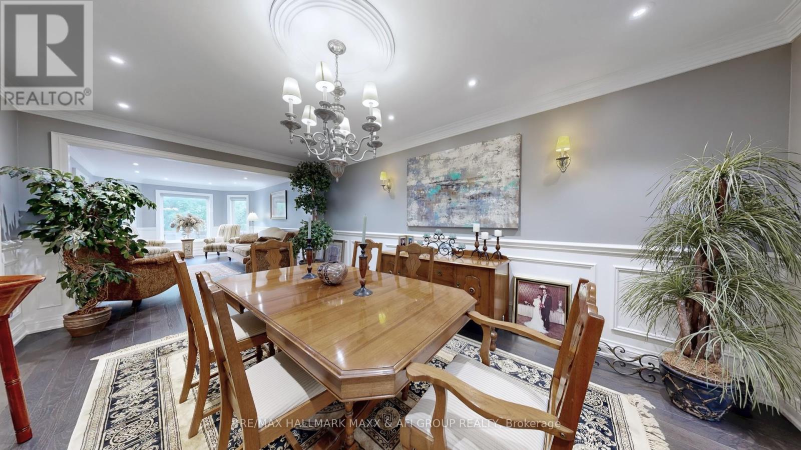 Photo 6 of 62 Corner Ridge Road, Aurora ON