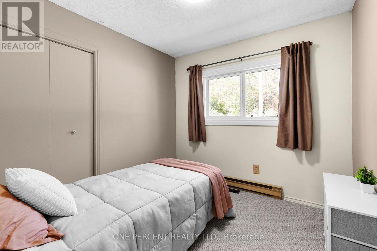Photo 19 of 4297 Huronia Road, Severn ON