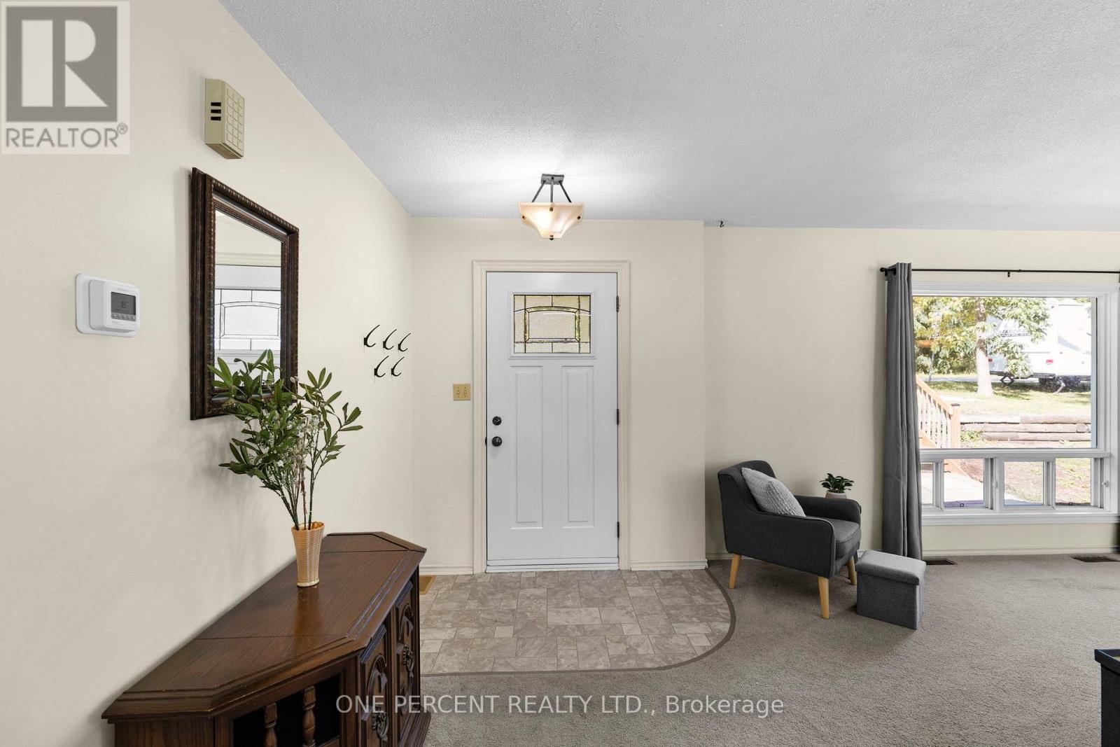 Photo 5 of 4297 Huronia Road, Severn ON