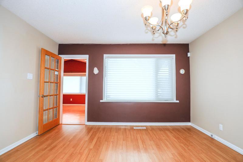 Photo 23 of 832 St Marys Road, Winnipeg MB