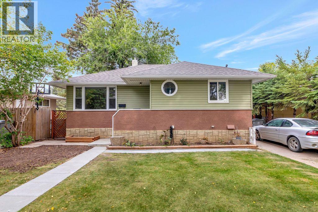 Photo 1 of 5610 50 Street, Lloydminster AB