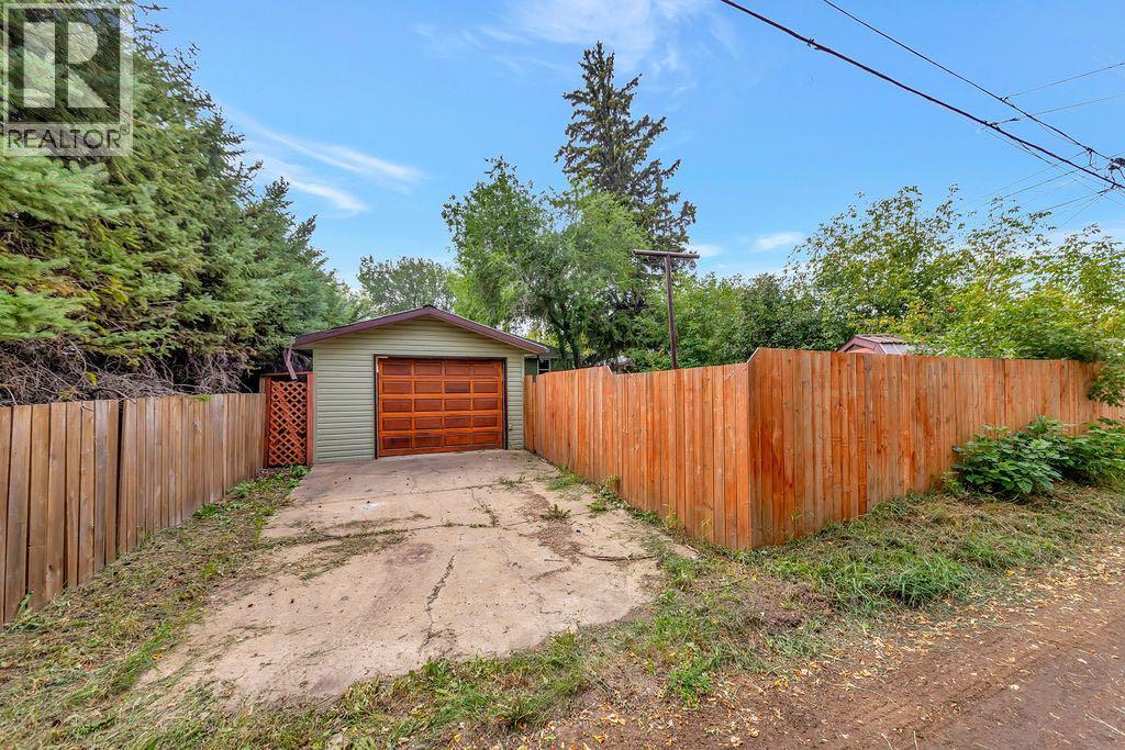 Photo 22 of 5610 50 Street, Lloydminster AB