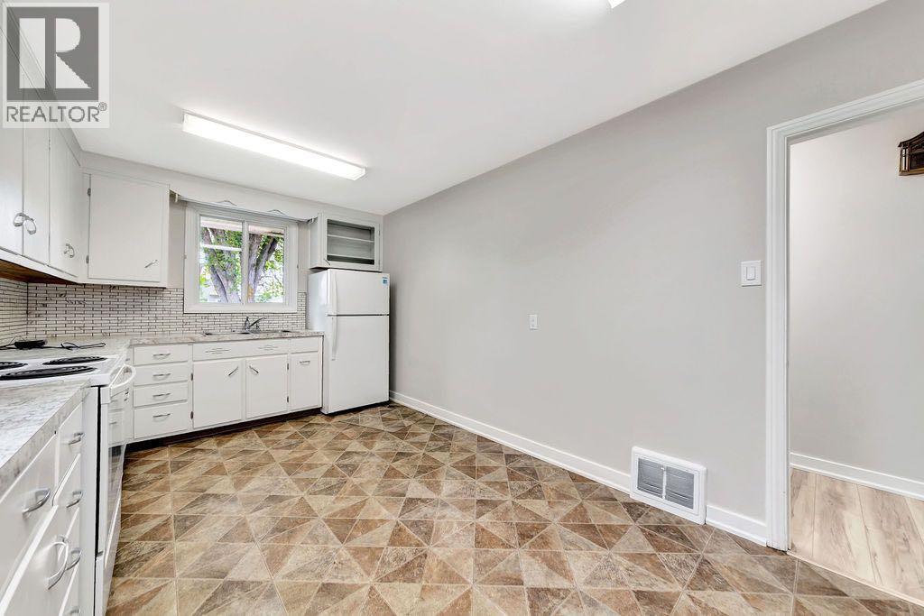 Photo 9 of 5610 50 Street, Lloydminster AB