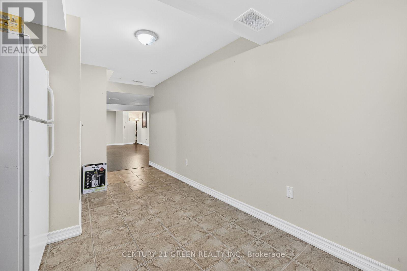 Photo 41 of 936 Rigo Crossing, Milton ON