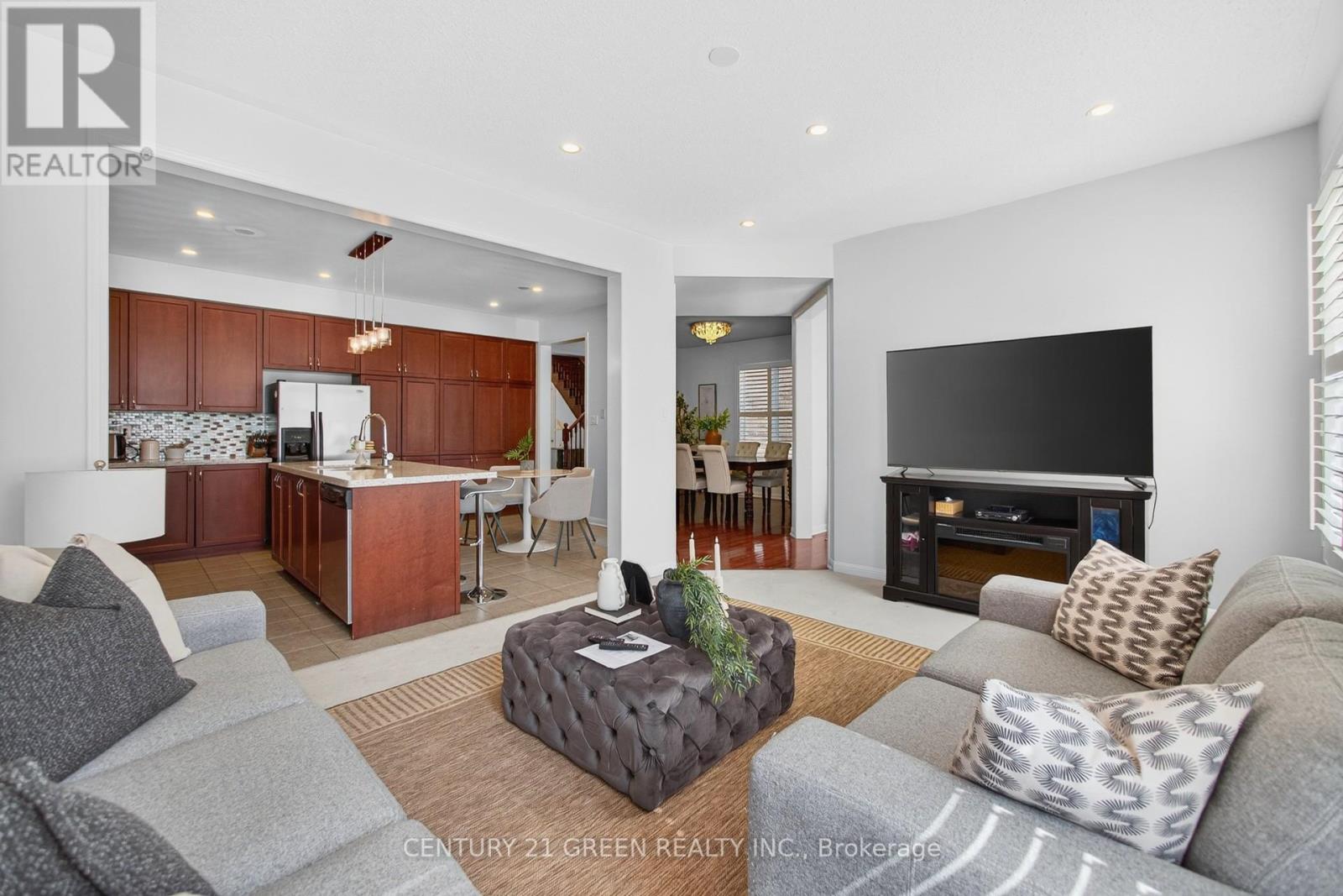 Photo 6 of 936 Rigo Crossing, Milton ON