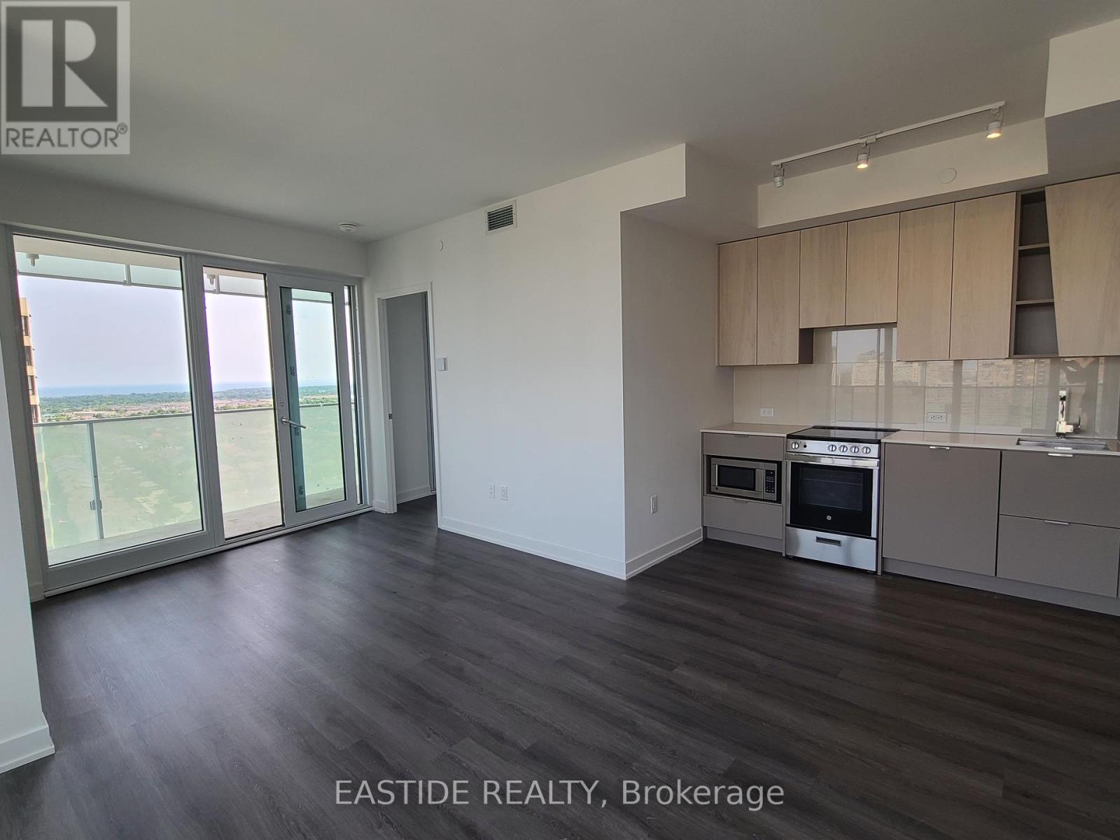 Photo 4 of 1604 3883 Quartz Road, Mississauga ON