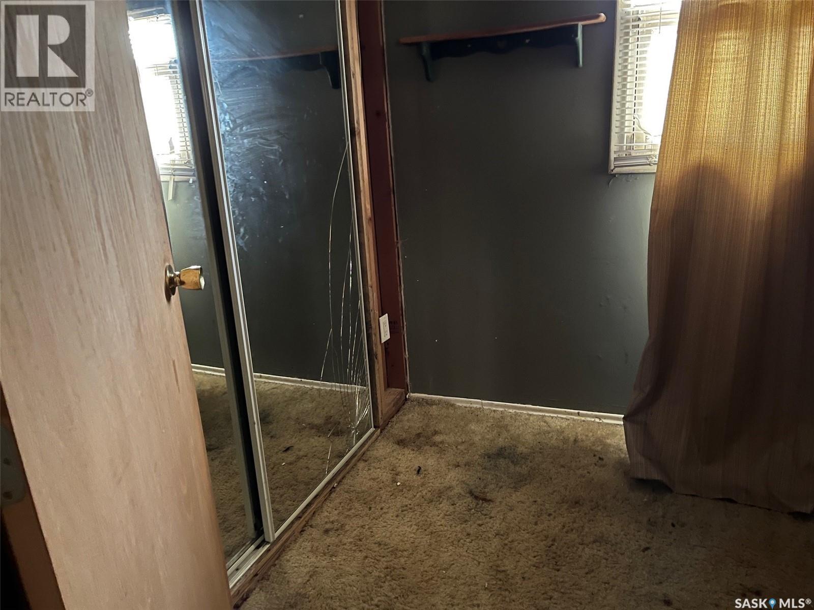 Photo 20 of 1401 Lacon Street, Regina SK