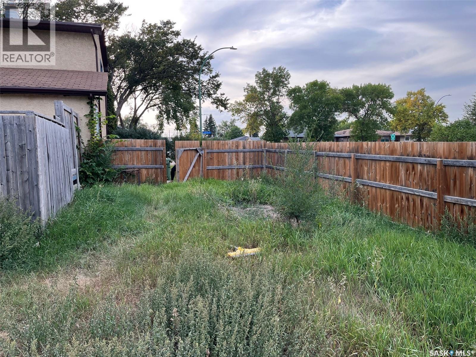 Photo 30 of 1401 Lacon Street, Regina SK