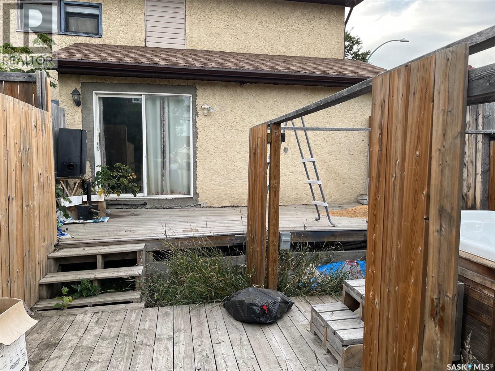 Photo 31 of 1401 Lacon Street, Regina SK