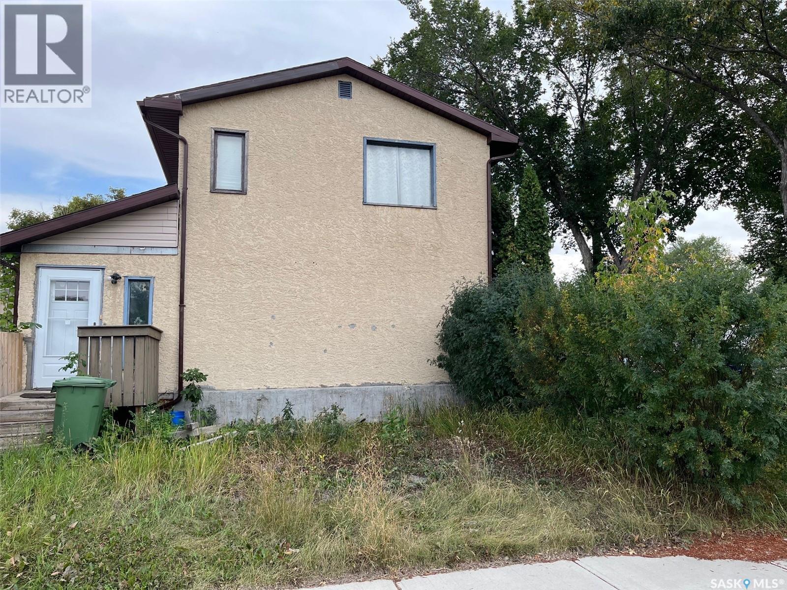Photo 36 of 1401 Lacon Street, Regina SK